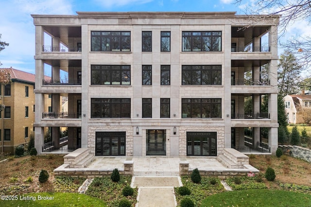 1576 Cherokee Rd Unit 1, Louisville, KY 40205 - view of apartment building / complex