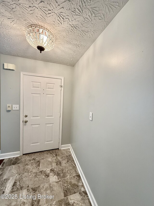 6511 Spencerwood Ct, Louisville, KY 40229 - photo 25