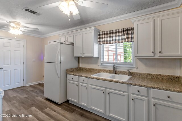 161 Hedgewood Ct, Louisville, KY 40229 - photo 32