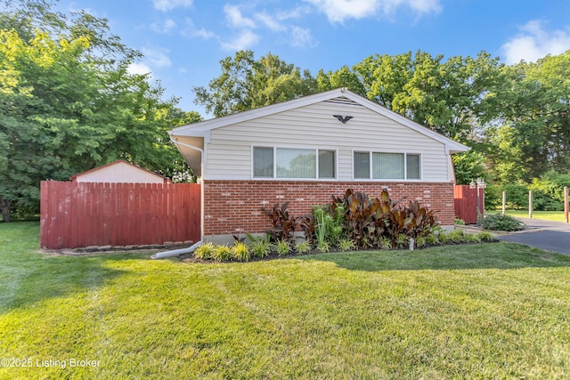161 Hedgewood Ct, Louisville, KY 40229 - photo 2
