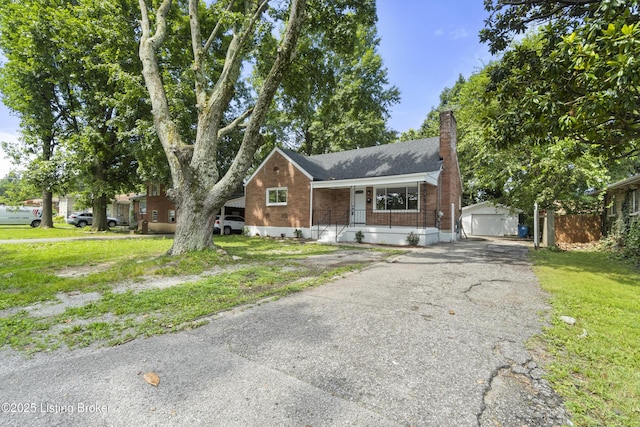 5900 Emmalee Dr, Louisville, KY 40219 - photo 1