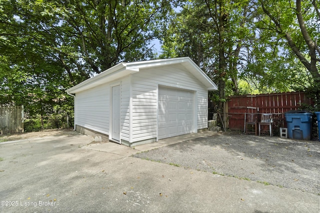5900 Emmalee Dr, Louisville, KY 40219 - photo 51