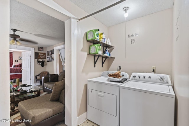2733 Dumesnil St, Louisville, KY 40211 - laundry room with separate washer and dryer, a textured ceiling, and ceiling fan