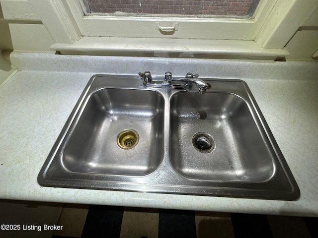 3 Eutropia Ct, Louisville, KY 40208 - kitchen view of a sink
