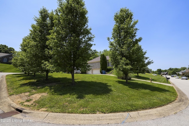 1400 Nightingale Ln, Goshen, KY 40026 - view of front of house featuring a front lawn and a garage