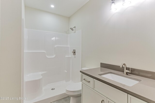 6609 Clore Lake Rd, Crestwood, KY 40014 - full bath featuring vanity, a shower, and recessed lighting