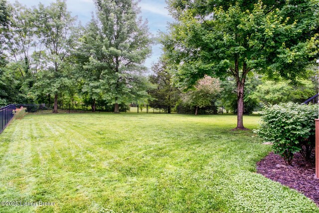 1512 Crosstimbers Dr, Louisville, KY 40245 - photo 57