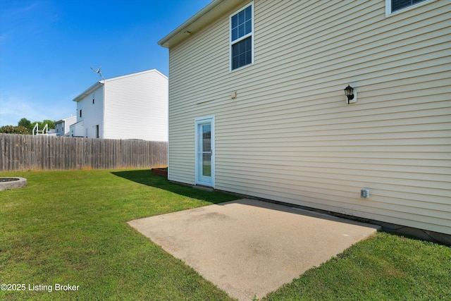 204 Greenleaf Dr, Elizabethtown, KY 42701 - rear view of property featuring a patio area