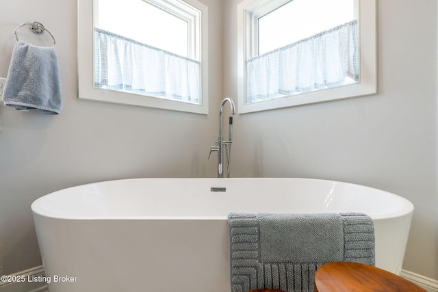 17716 Shakes Creek Dr, Fisherville, KY 40023 - full bath with a freestanding tub and a sink