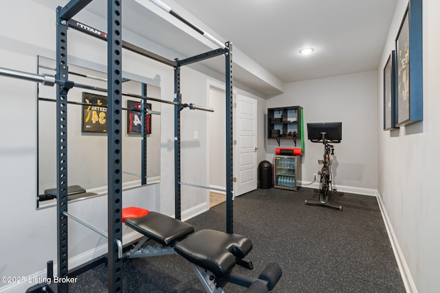 17716 Shakes Creek Dr, Fisherville, KY 40023 - workout room featuring baseboards