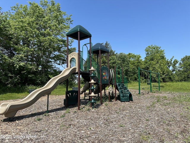17716 Shakes Creek Dr, Fisherville, KY 40023 - view of community play area