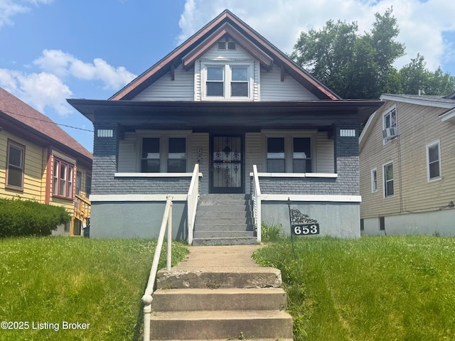 653 Cecil Ave, Louisville, KY 40211 - photo 1