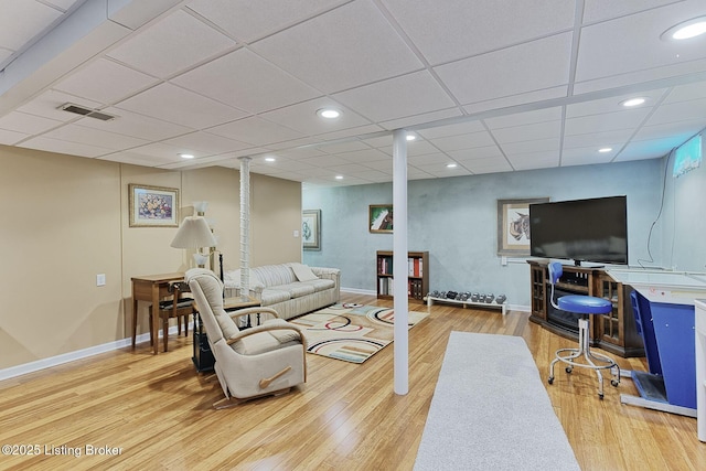 348 Old Stone Dr, Simpsonville, KY 40067 - living room with light wood-type flooring, baseboards, recessed lighting, and a drop ceiling