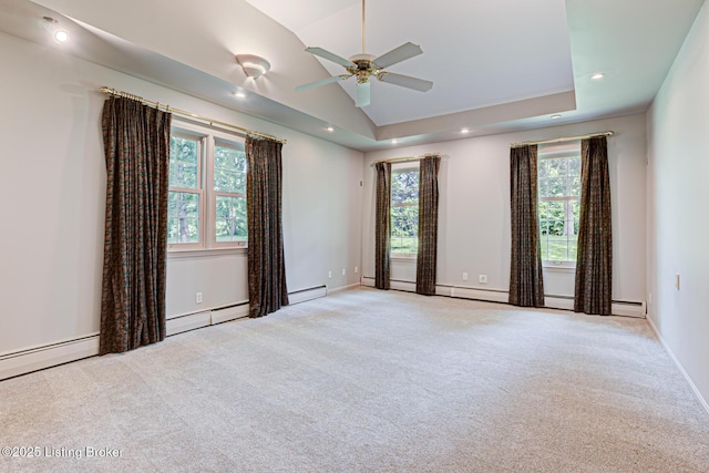 3325 Chenoweth Run Rd, Louisville, KY 40299 - unfurnished room featuring carpet, recessed lighting, ceiling fan, vaulted ceiling, and baseboards