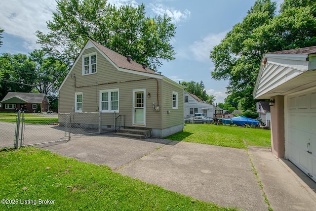 1115 Springview Dr, Louisville, KY 40219 - view of front of house featuring a gate, crawl space, a garage, and driveway