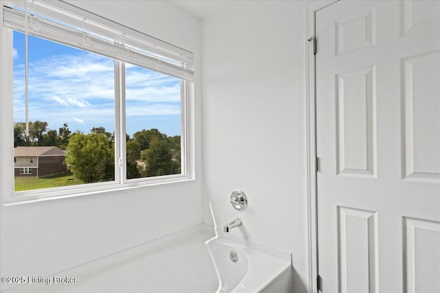 11210 Remembrance Ln, Louisville, KY 40229 - bathroom featuring a tub to relax in