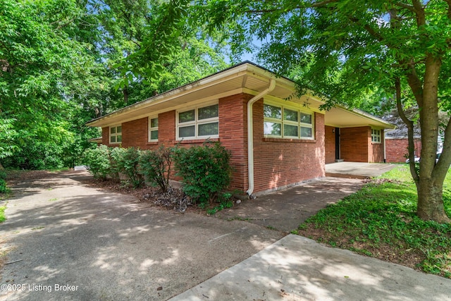 5117 Maryview Dr, Louisville, KY 40216 - photo 4