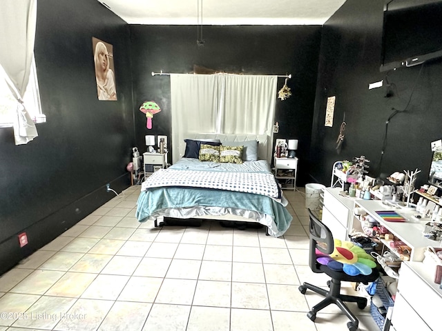 186 Lillian Ave, Elizabethtown, KY 42701 - bedroom featuring tile patterned floors
