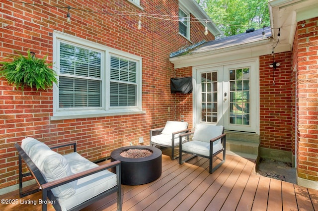 1007 Girard Dr, Louisville, KY 40222 - deck featuring french doors