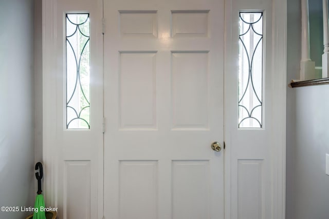 2508 Windsor Forest Dr, Louisville, KY 40272 - foyer featuring plenty of natural light