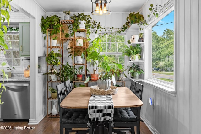 9712 Keys Ferry Rd, Fairdale, KY 40118 - dining area featuring dark wood-style floors and a chandelier
