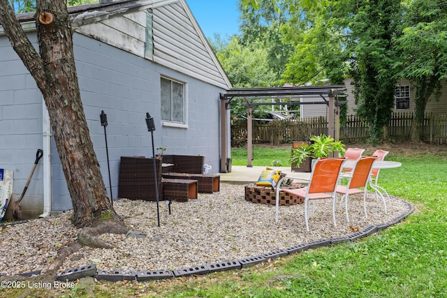 9712 Keys Ferry Rd, Fairdale, KY 40118 - view of patio