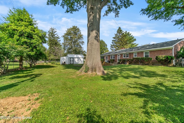 7007 Graymoor Rd, Louisville, KY 40222 - view of yard