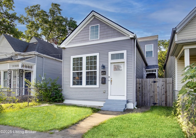 421 Marret Ave, Louisville, KY 40208 - shotgun-style home with entry steps