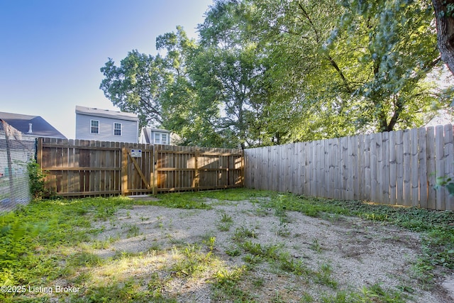 421 Marret Ave, Louisville, KY 40208 - view of fenced backyard