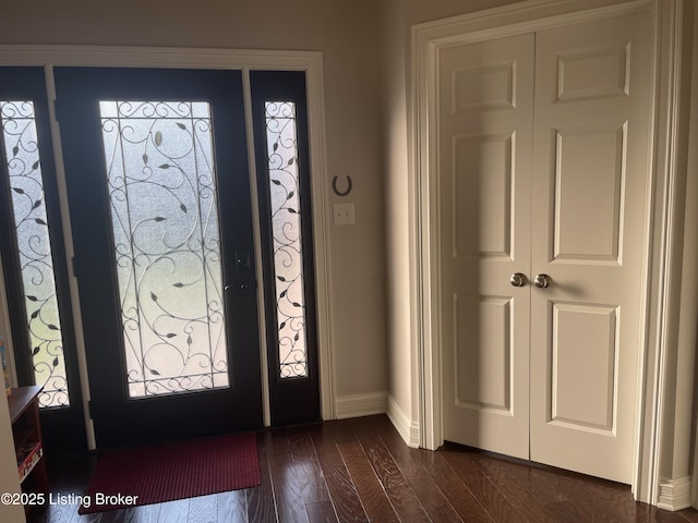 6008 Cottage Ln, Crestwood, KY 40014 - entrance foyer with baseboards and dark wood-style floors