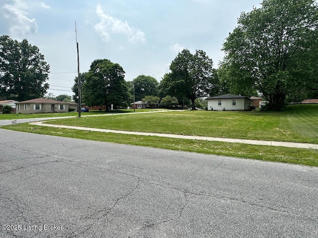 2201 Garrs Ln, Louisville, KY 40216 - photo 3