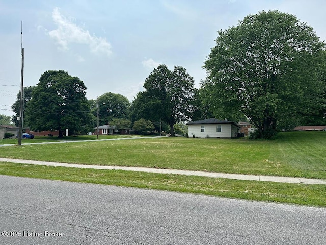 2201 Garrs Ln, Louisville, KY 40216 - photo 4
