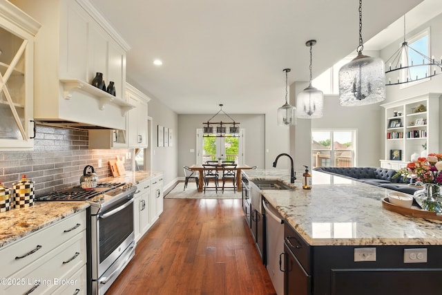 7811 Ingram Way, Crestwood, KY 40014 - kitchen with stainless steel appliances, plenty of natural light, a sink, dark wood-style flooring, and recessed lighting