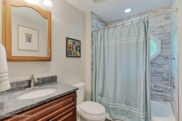 6311 Fible Ln, Crestwood, KY 40014 - full bath with vanity, toilet, a textured ceiling, and shower / bath combination with curtain