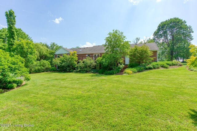6311 Fible Ln, Crestwood, KY 40014 - view of grassy yard
