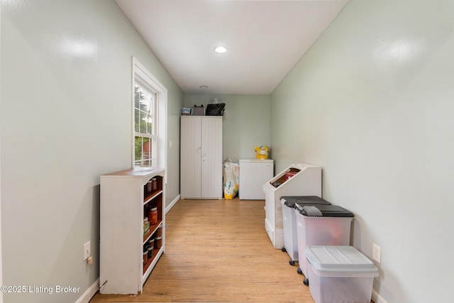 622 Hillcreek Dr, Elizabethtown, KY 42701 - hall featuring light wood-style flooring, baseboards, and recessed lighting