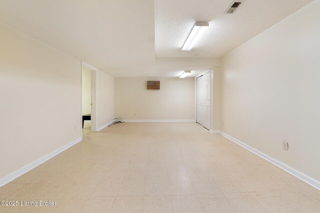 622 Hillcreek Dr, Elizabethtown, KY 42701 - spare room featuring baseboards