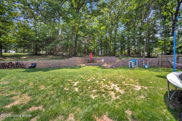 404 Bellemeade St, Brandenburg, KY 40108 - view of yard