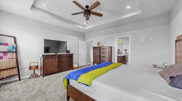 125 Bridlewood Dr, Shepherdsville, KY 40165 - carpeted bedroom featuring recessed lighting, a tray ceiling, ensuite bathroom, and a ceiling fan