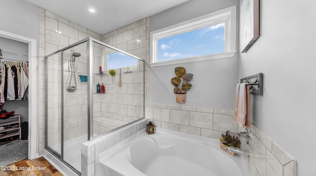 125 Bridlewood Dr, Shepherdsville, KY 40165 - full bath with a walk in closet, a garden tub, and a stall shower