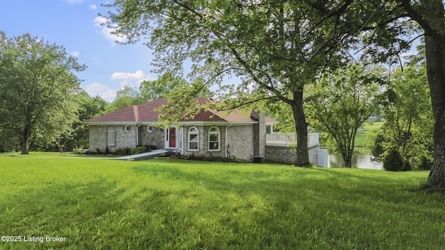 3205 Lake Pointe Ct, Crestwood, KY 40014 - view of front facade featuring a front yard and brick siding