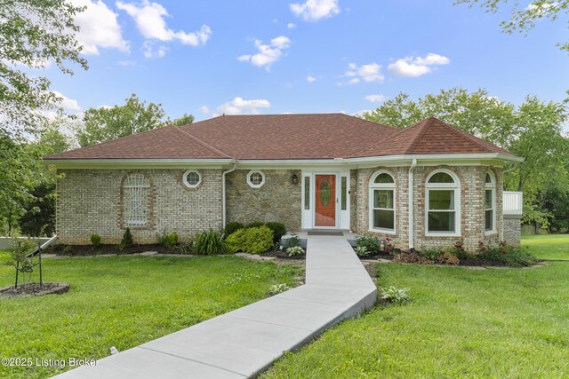 3205 Lake Pointe Ct, Crestwood, KY 40014 - view of front of property with a front yard, a shingled roof, and brick siding
