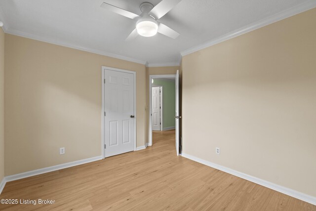 3205 Lake Pointe Ct, Crestwood, KY 40014 - empty room with a ceiling fan, crown molding, light wood-type flooring, and baseboards