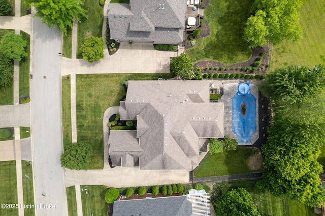15108 Chestnut Ridge Cir, Louisville, KY 40245 - aerial view of a pool area