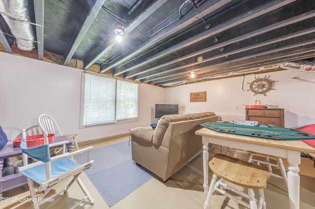 524 Lake Forest Ln, Westview, KY 40178 - view of living area