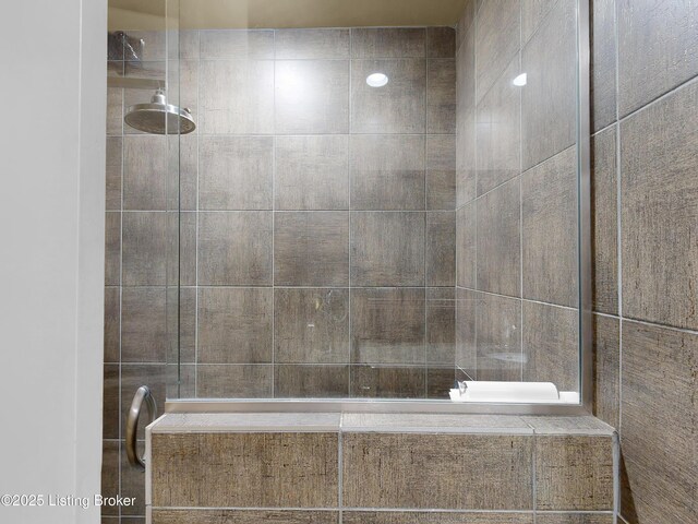 1300 Cardinal Dr Unit 301, Louisville, KY 40213 - photo 27