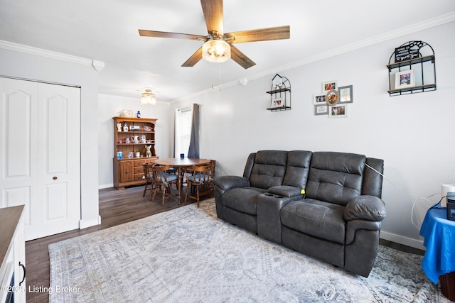 10608 Charlene Dr, Fairdale, KY 40118 - living room featuring wood finished floors, a ceiling fan, ornamental molding, and baseboards