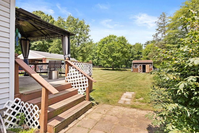 10608 Charlene Dr, Fairdale, KY 40118 - view of green lawn featuring a gazebo