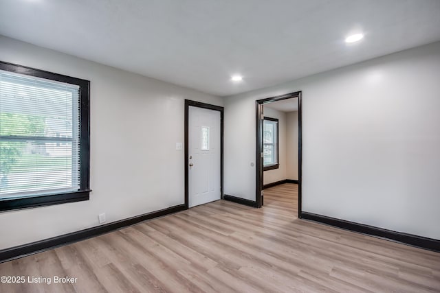 825 S 42nd St, Louisville, KY 40211 - unfurnished room featuring light wood-style flooring, baseboards, and recessed lighting