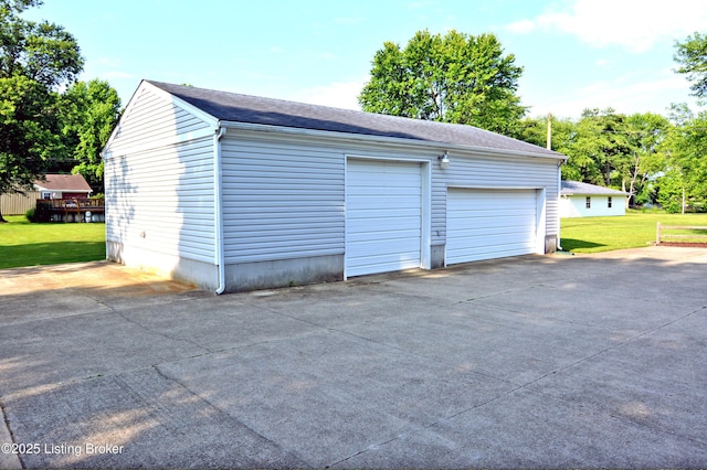 8201 Damascus Rd, Louisville, KY 40228 - view of detached garage